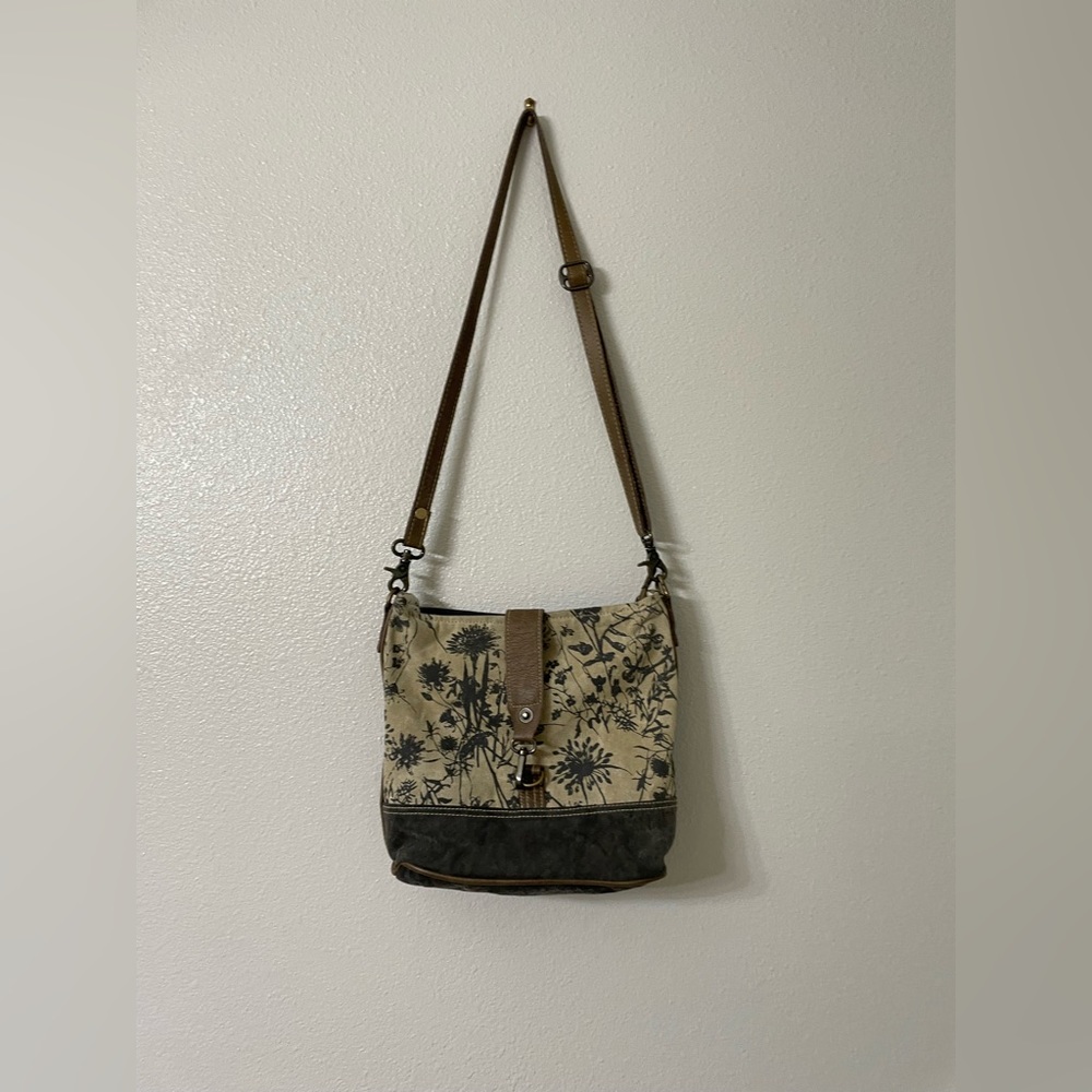 Myra Bag